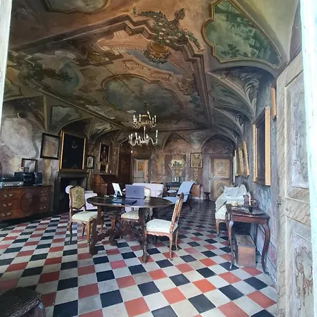 Alojamento de Acomodação e Pequeno-almoço Palazzo Terzi *